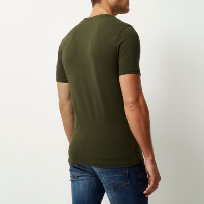 Dark green V-neck muscle fit t-shirt